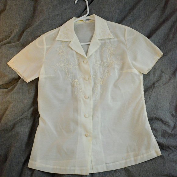 Vintage White Button-Up Embroidered Shirt - Picture 1 of 3